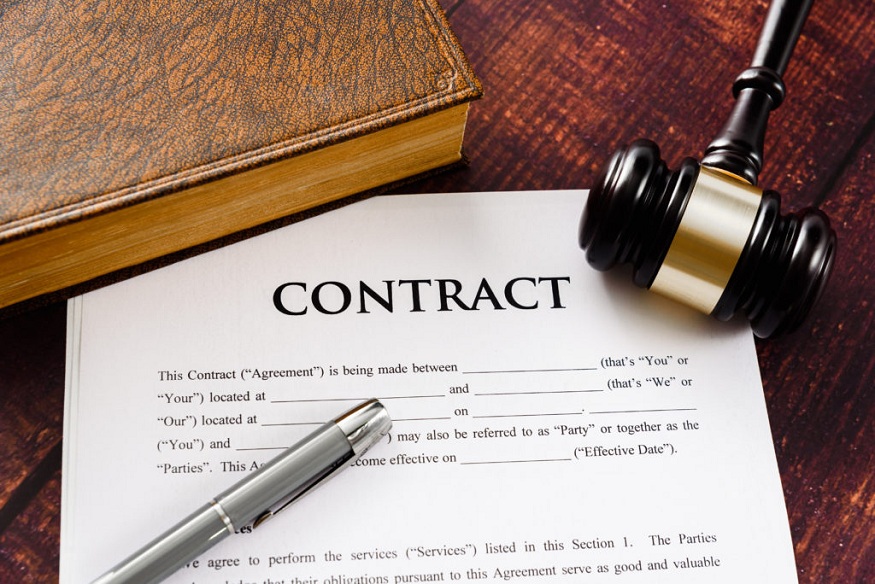 Contract lawyers